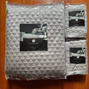 HOTEL COLLECTION Dimensions Tan Quilted Coverlet Full/Queen & Shams SET